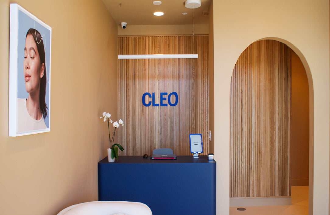 Cleo front desk